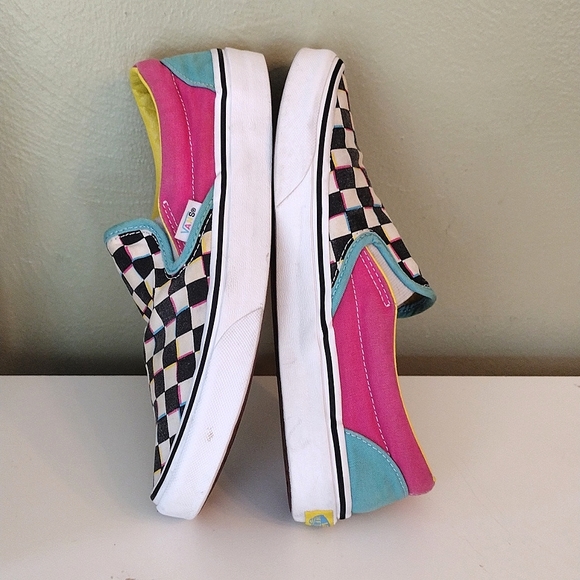 * SOLD * - Picture 12 of 16